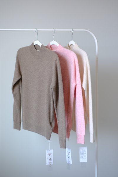 100% cashmere sweater